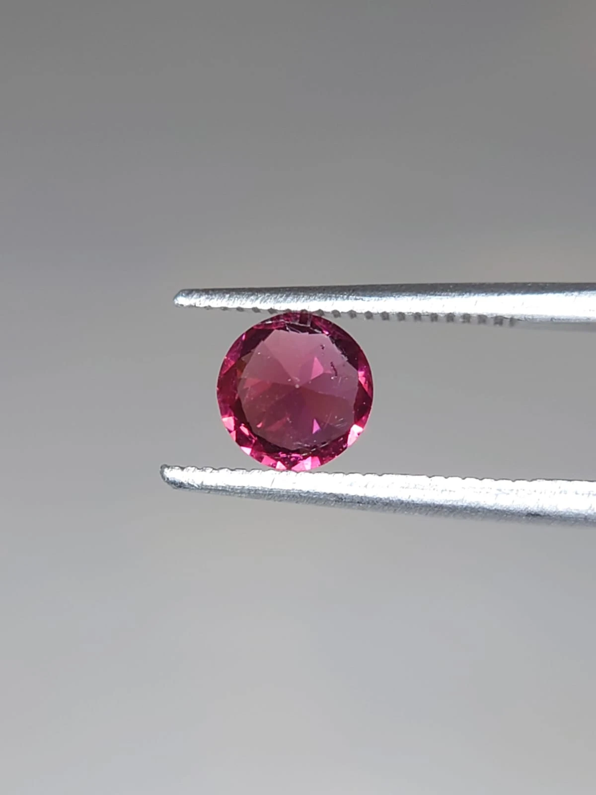 0.89ct natural Malaya Garnet Round Cut From — view 6